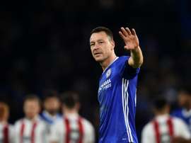 John Terry quer continuar jogando. AFP
