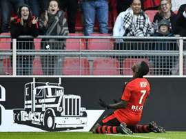 El Wolfsburgo sigue los pasos de Paul-Georges Ntep. AFP
