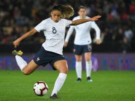 Les Bleues poursuivent sur leur lancée en écrasant le Danemark