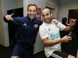London Donovan (D) au côté de Stuart Holden à Houston. AFP