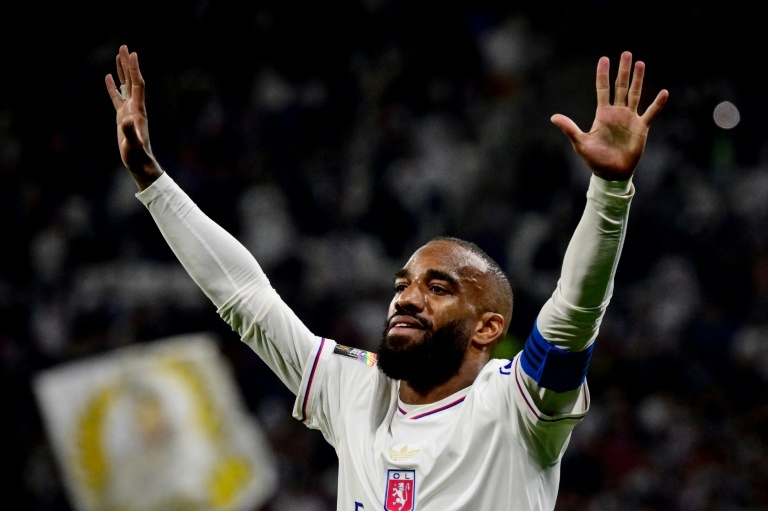 Roban en la casa de Lacazette mientras se despedía del OL