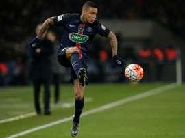 Gregory van der Wiel is prepared to exit Paris Saint-Germain this summer. BeSoccer