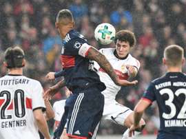 Pavard vuelve a la dura realidad del Stuttgart. AFP