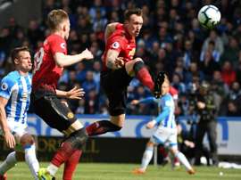 Manchester United fixe un prix pour Phil Jones. AFP