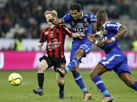 Vincent Koziello (g.) lors du match face à Bastia, le 26 février 2016 à Nice