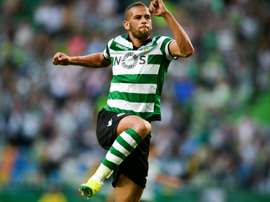 Sporting CP quer voltar a ver Slimani de verde e branco. AFP