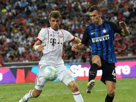 Wober sera absent contre le Real Madrid. AFP