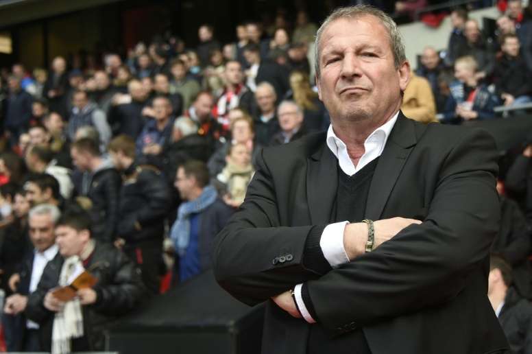 Courbis rechazó la propuesta que le hizo el Lorient para ocupar el cargo de entrenador. AFP/Archivo