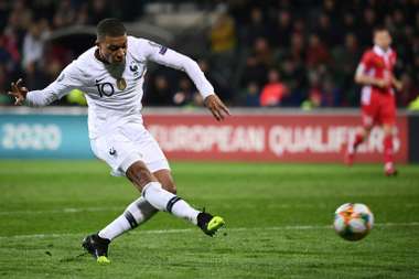 Madrid deny any offer for Mbappe. AFP