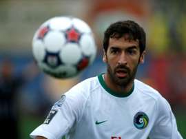 L'attaquant du New York Cosmos Raul suit le ballon face à Fort Lauderdale en Championnat NASL. AFP