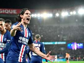 Cavani volta a marcar. AFP