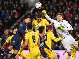 Bagarre entre supporters de Nantes et du PSG avant le match. AFP