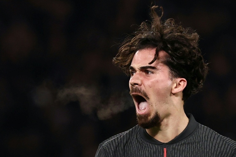 Vitinha no radar do Real Madrid: plano B caso Vini Jr não renove