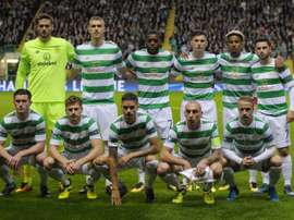 L'équipe du Celtic pose au Celtic Park, le 12 septembre 2017 à Glasgow. AFP