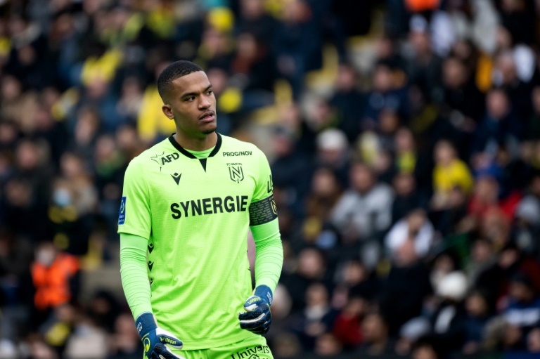 OFFICIEL : Alban Lafont prêté au Panathinaïkos, une nouvelle aventure pour se relancer
