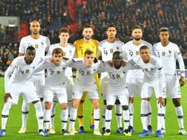 L'équipe de France lors de la défaite 2-0 face aux Pays-Bas à Rotterdam. AFP