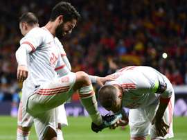 Ramos e Isco, finalistas del Balón de Oro. AFP