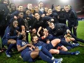 Les Bleues grippées devant des tribunes vides. AFP