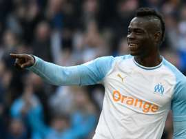 Balotelli se medirá a sus ex compañeros. AFP