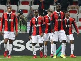 El Niza logró el pase a dieciseisavos de final de la Europa League gracias a Balotelli. AFP