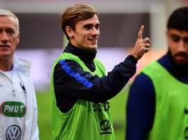 L'attaquant de l'équipe de France Antoine Griezmann en séance d'entraînement avec les Bleus. AFP