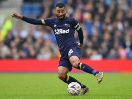 Ashley Cole attend l'appel de Chelsea. AFP