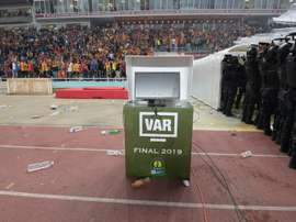 La vidéo assistance (VAR) en panne lors de la finale retour de la Ligue des champions d'Afrique. AFP
