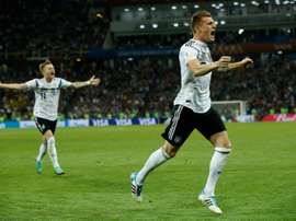 Kroos decidió el partido con un gol en el 95'. AFP