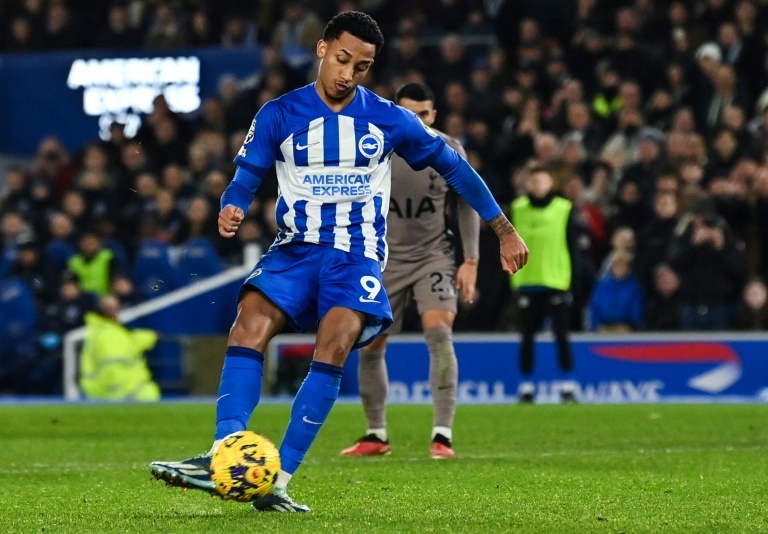 Chelsea and Newcastle go head-to-head for Joao Pedro