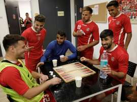 Le football calme les tensions. AFP