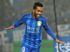 Le Brésilien Alex Teixeira de Jiangsu Suning buteur face à Shandong en Championnat de Chine. AFP