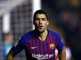 Suarez regala i tre punti al Barça. Goal