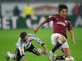 Le Roumain Dan Alexa, alors milieu de terrain au Rapid Bucarest, en Europa League. AFP