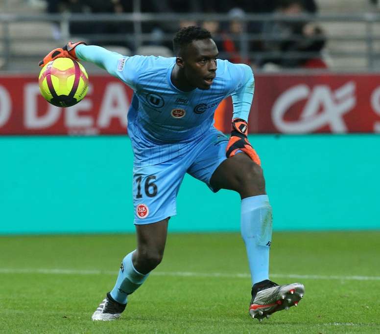 Edouard Mendy Chomage Mains D Argent Et Can Besoccer