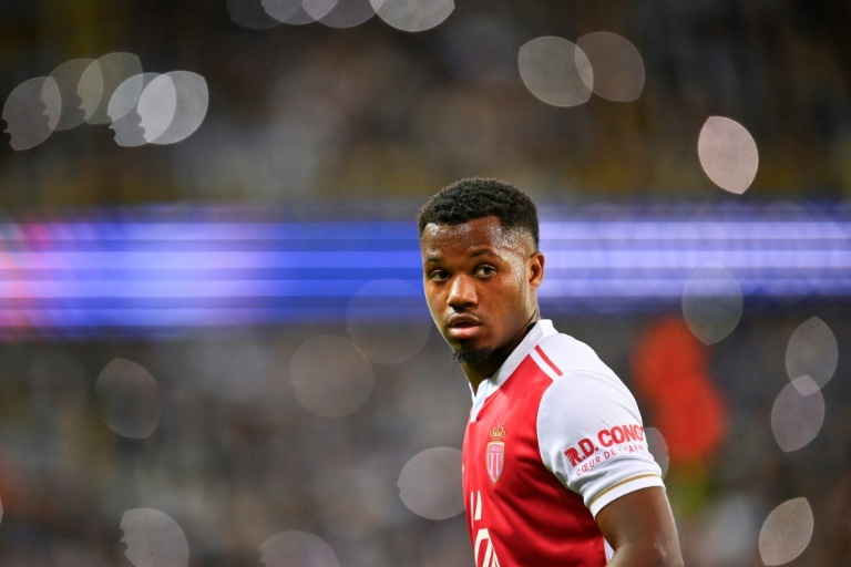 Embalado, Ansu Fati quer dar trabalho ao Manchester City