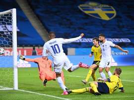 Mbappé regala la vittoria alla Francia. AFP