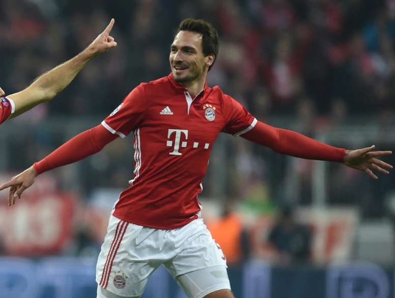 Mats Hummels Donates 1 Of Wages To Charity Besoccer