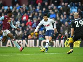 Nos acréscimos, Son dá a vitória ao Tottenham de Mou. AFPALDER