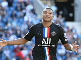 Kylian Mbappé garante que permanecerá no PSg. AFP