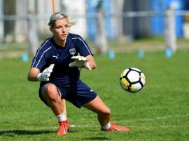 La gardienne des Girondins Erin Nayler espère plus de visibilité pour le football féminin. AFP