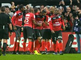 Les joueurs de Guingamp se congratulent après un but contre le PSG, le 17 décembre 2016. AFP
