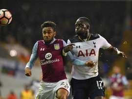 Jordan Amavi deja el Aston Villa para jugar en el Olympique de Marsella. AFP