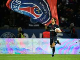 Cavani firmó un doblete para lograr la igualada ante el Niza. AFP