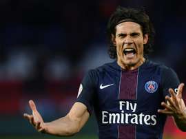 De pênalti, Cavani fez o único gol da partida. AFP