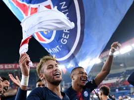 Neymar e Mbappe. Jogadores do PSG. AFP