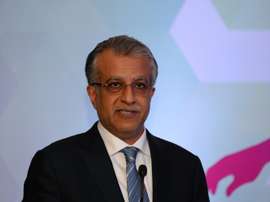 Le président de la Confédération asiatique de football (AFC) Shaikh Salman en conférence de presse lors de louverture du Mondial des moins 17 ans, le 28 novembre 2015 à New Dehli
