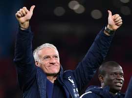 Didier Deschamps renovou nesta terça-feira até a Copa do Mundo de 2022. AFP