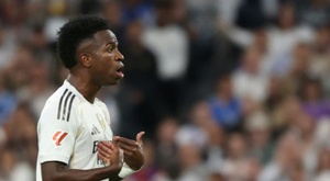 Vinicius pide perdón: La pasión me gana por querer vencer