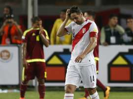 Claudio Pizarro lors du match face au Venezuela. AFP