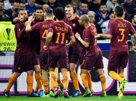 Les joueurs de l'AS Rome célèbrent un but en Ligue Europa, le 9 mars 2017 face à Lyon. AFP